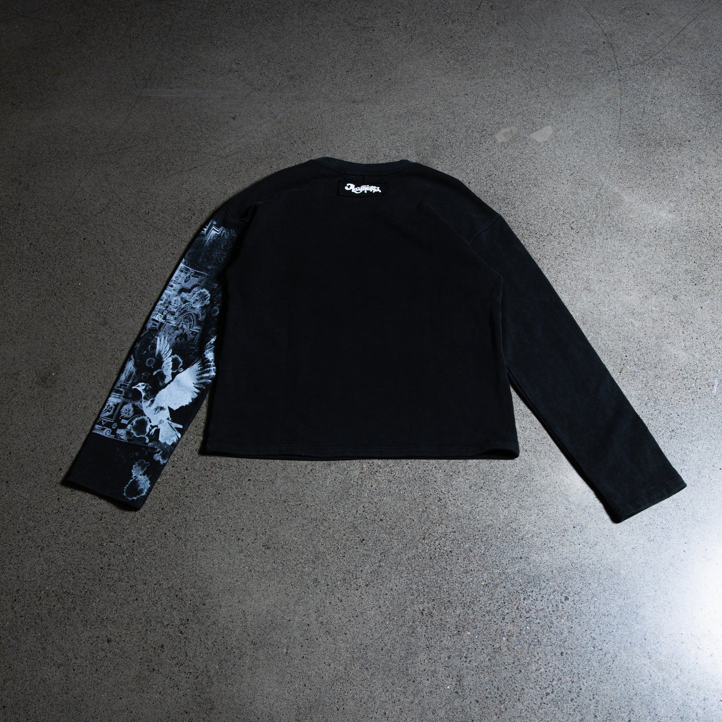 "POETIC CHOAS” LONGSLEEVE (BLACK)